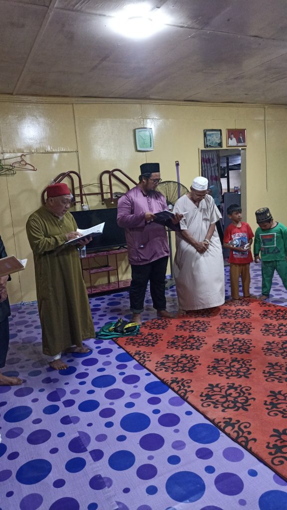 PUSAT RAWATAN ISLAM TASBIH PUTIH